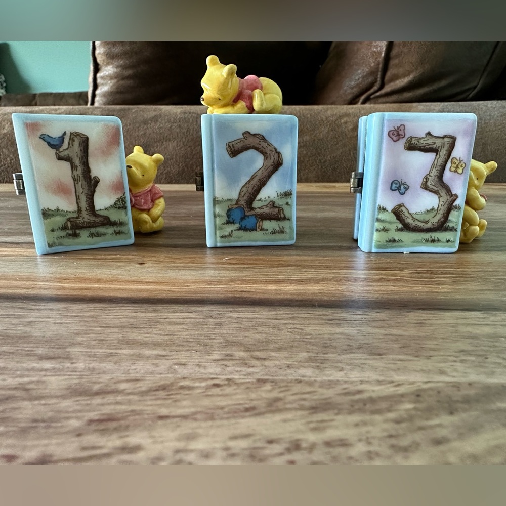 HTF Classic Disney Winnie the Pooh Midwest of Cannon Falls BIRTHDAYS  2 & 3